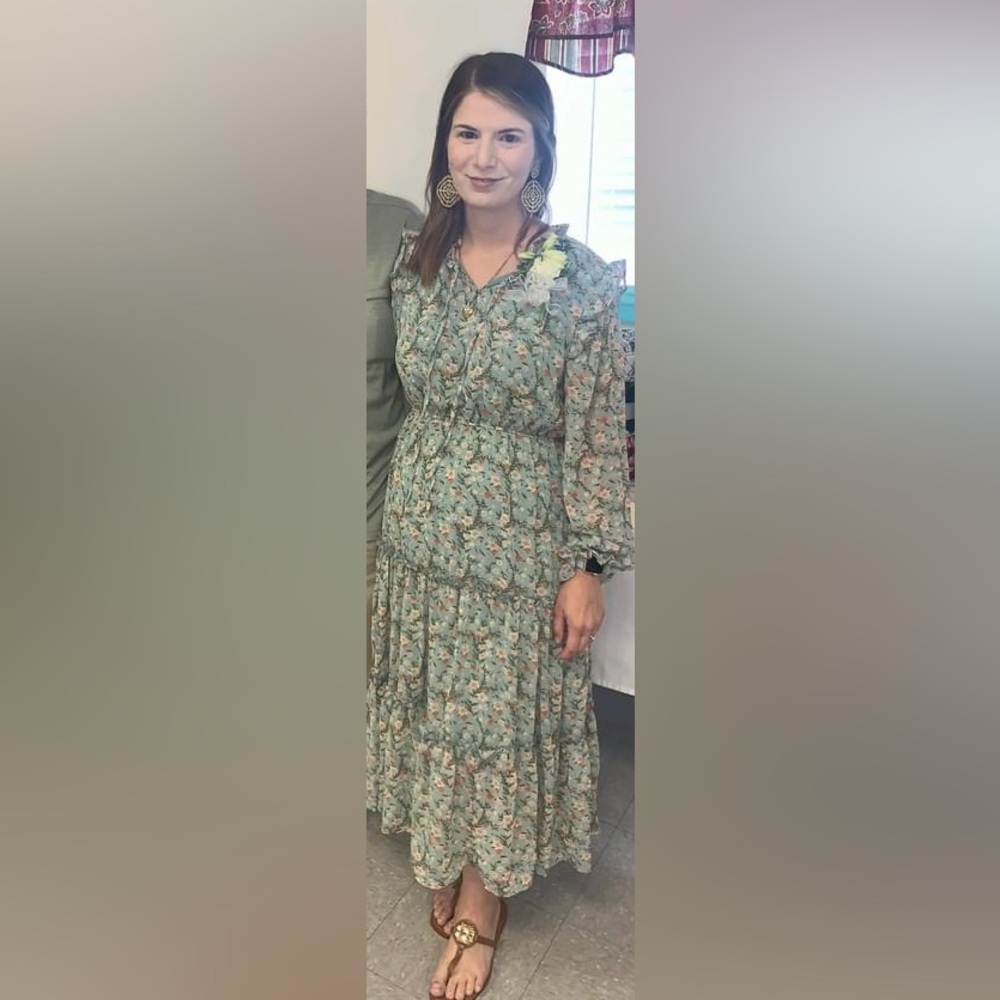 Women’s Large EUC Midi Dress